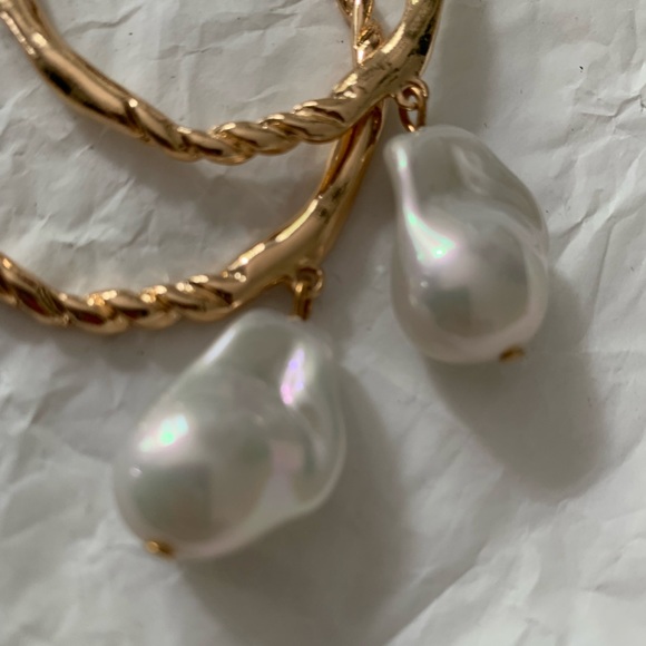 Hoops earrings - Picture 3 of 4